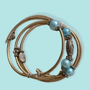 Wired bracelet with blue and silver detailing